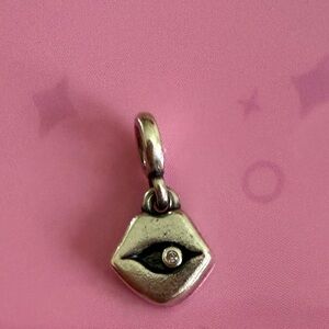 Pandora Me 💋 mini charm